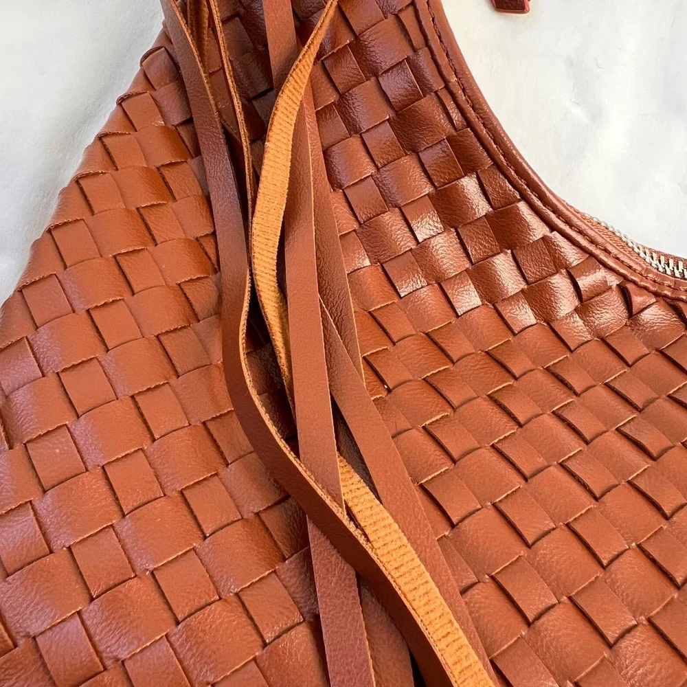 Vegan Leather NEW Woven Hobo Bag with‎ Chain Strap and Tassels Zip Closure Brown